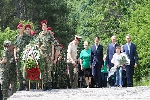 Председателят парламента Димитър Главчев и народни представители участваха на връх „Околчица” във всенародното поклонение по повод Деня на Ботев и на загиналите за свободата и независимостта на България